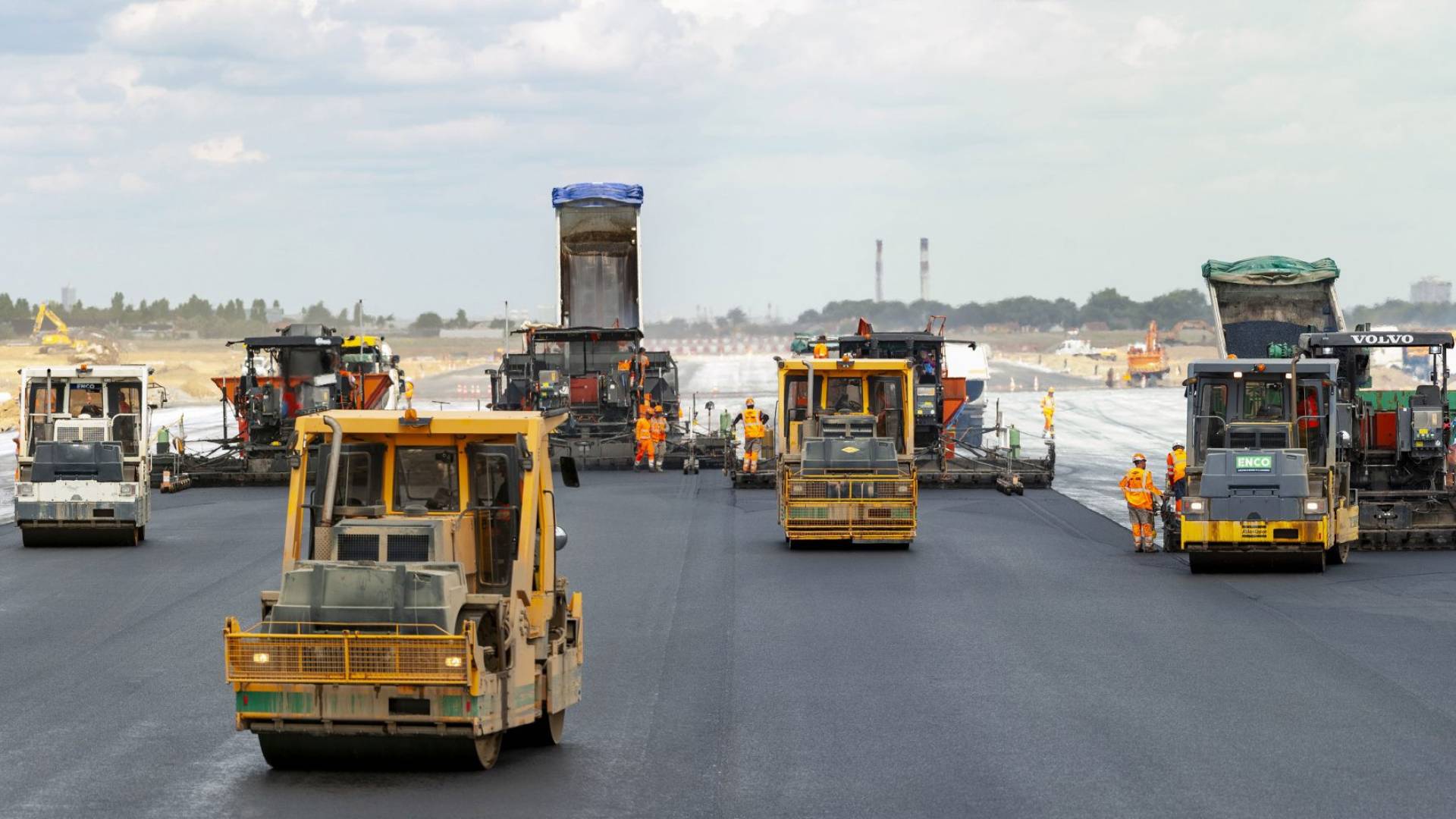 Volvo equipment working on the Paris Orly airport runway